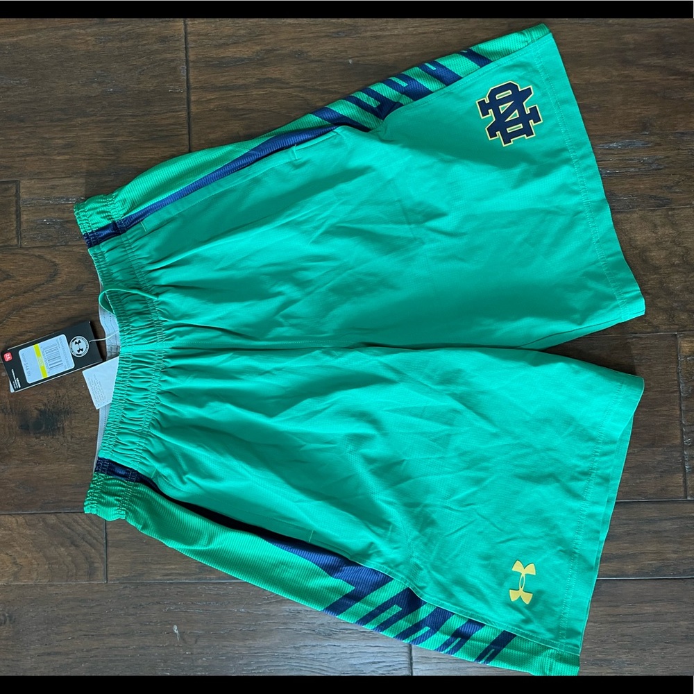 Under Armour Notre Dame Shorts Size Medium